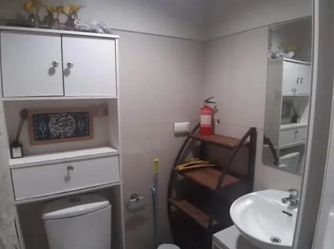 Shell C4 Shortwalk Mall Of Near Airport Apartamento